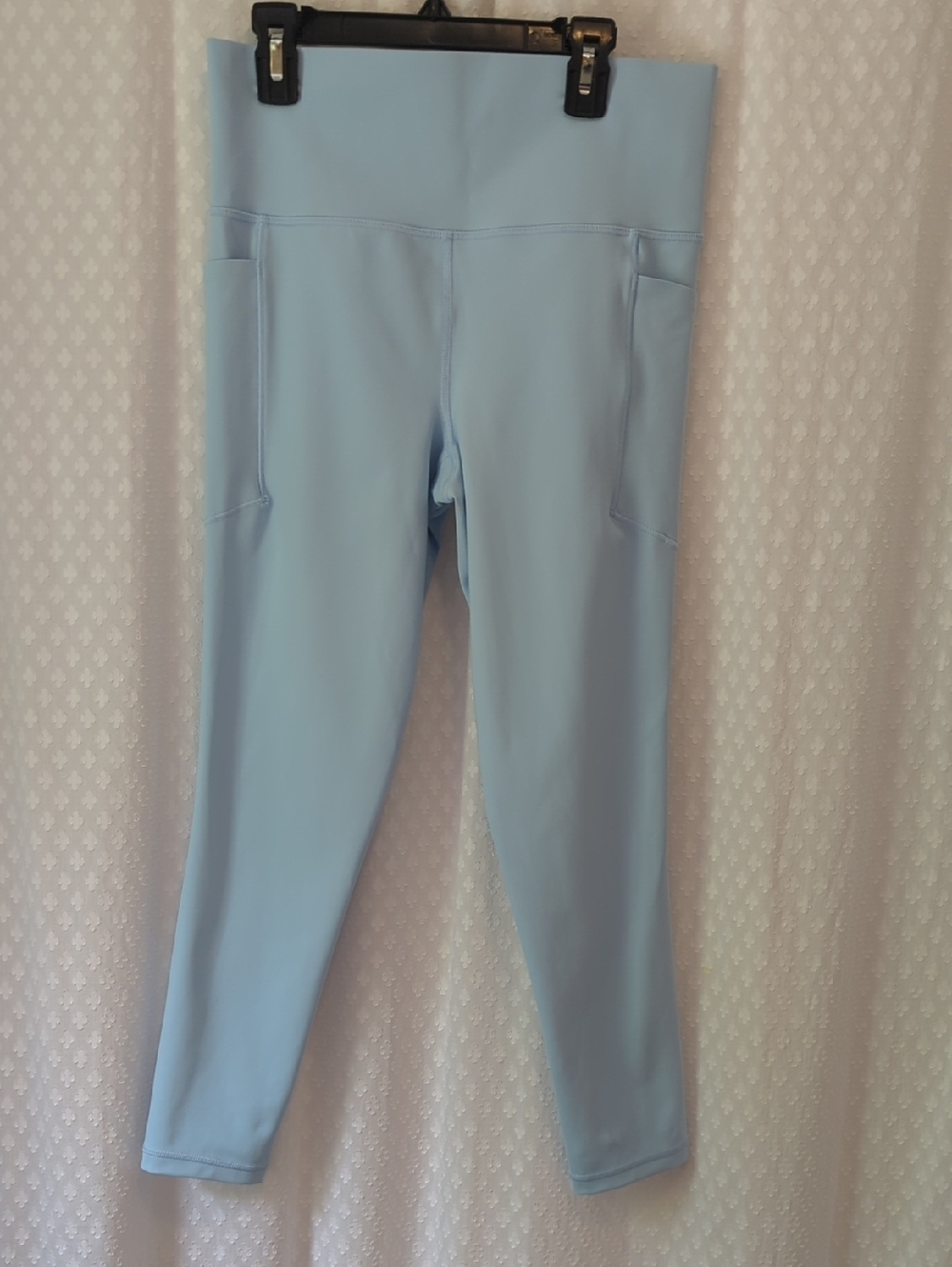 Athleta Salutation Stash 7/8 Tight Powder Blue Women's Medium, Like New - Picture 2 of 6
